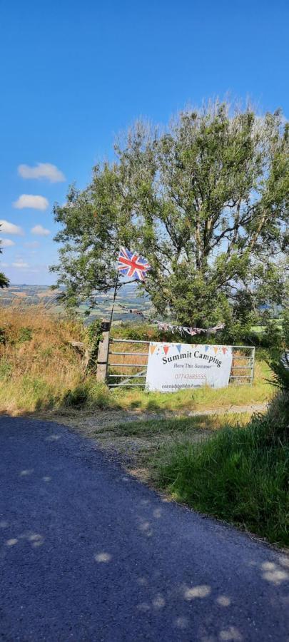 Summit Camping Kit Hill Cornwall Panoramic Views Grass Pitch From 15Pn Or Bella Bell Tent 75Pn Callington Exteriér fotografie
